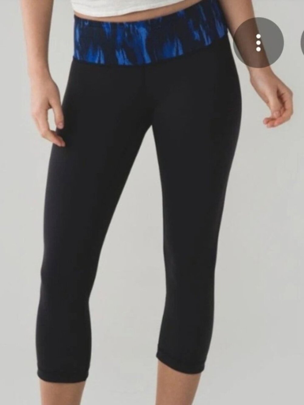 Lululemon Wunder Under Reversible Black/Sapphire Blue 24" Crop Leggings Sz 6
